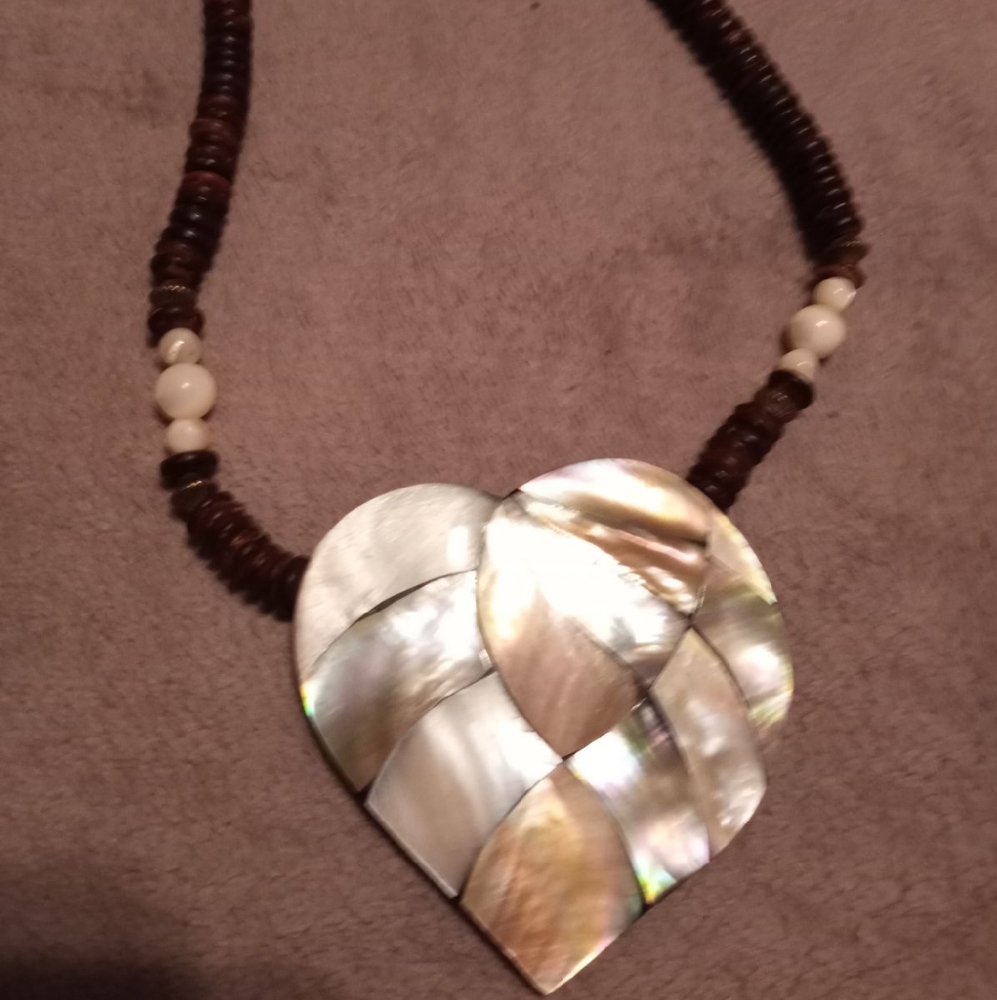 Beautiful vintage necklace